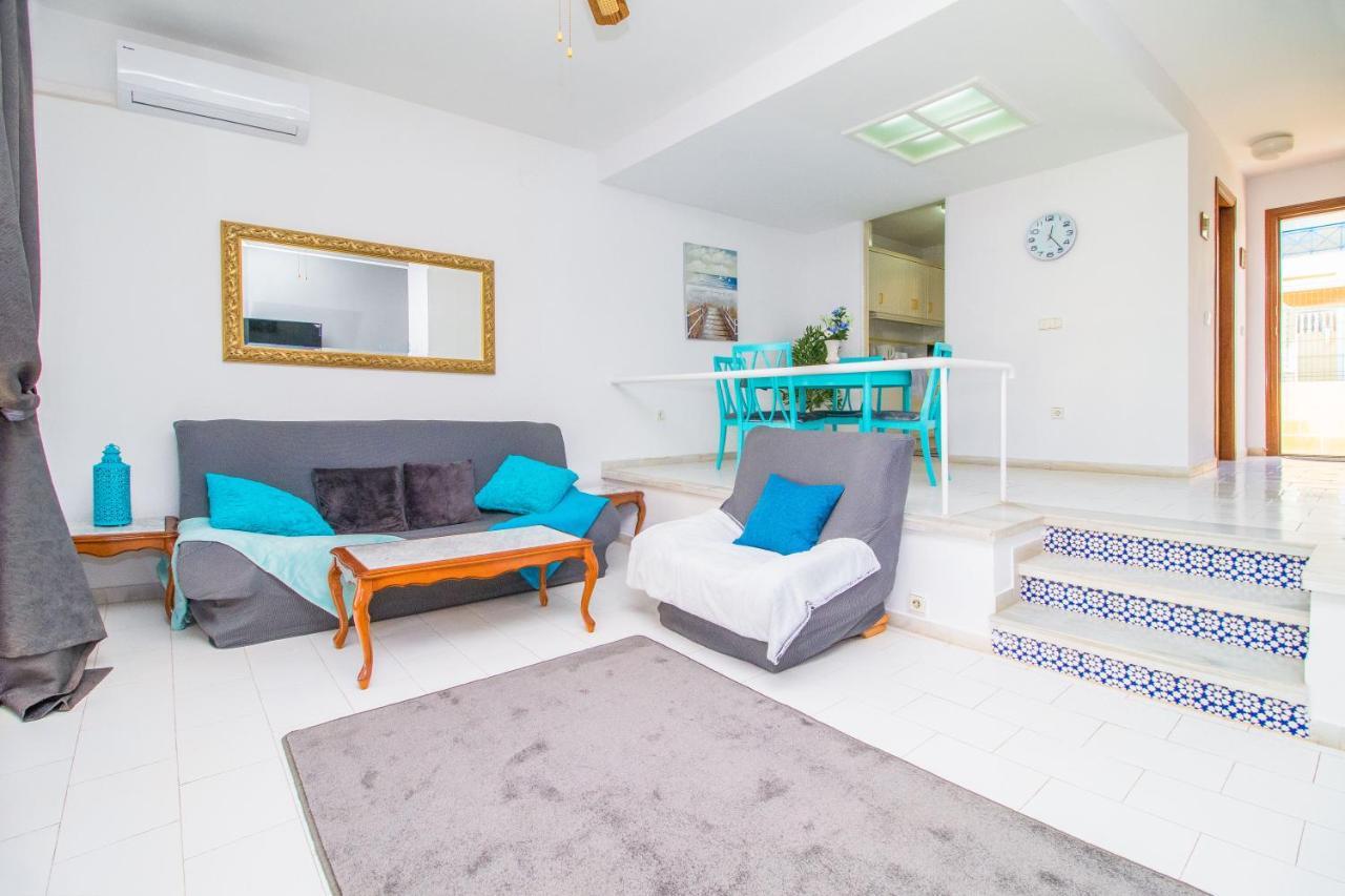 Nice House With Tennis Court,Sports And Playground Torrevieja Exteriör bild