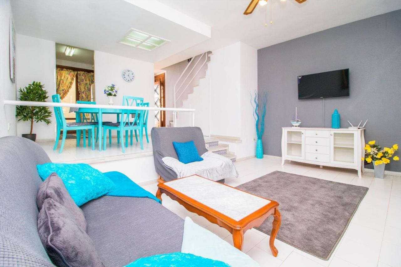 Nice House With Tennis Court,Sports And Playground Torrevieja Exteriör bild