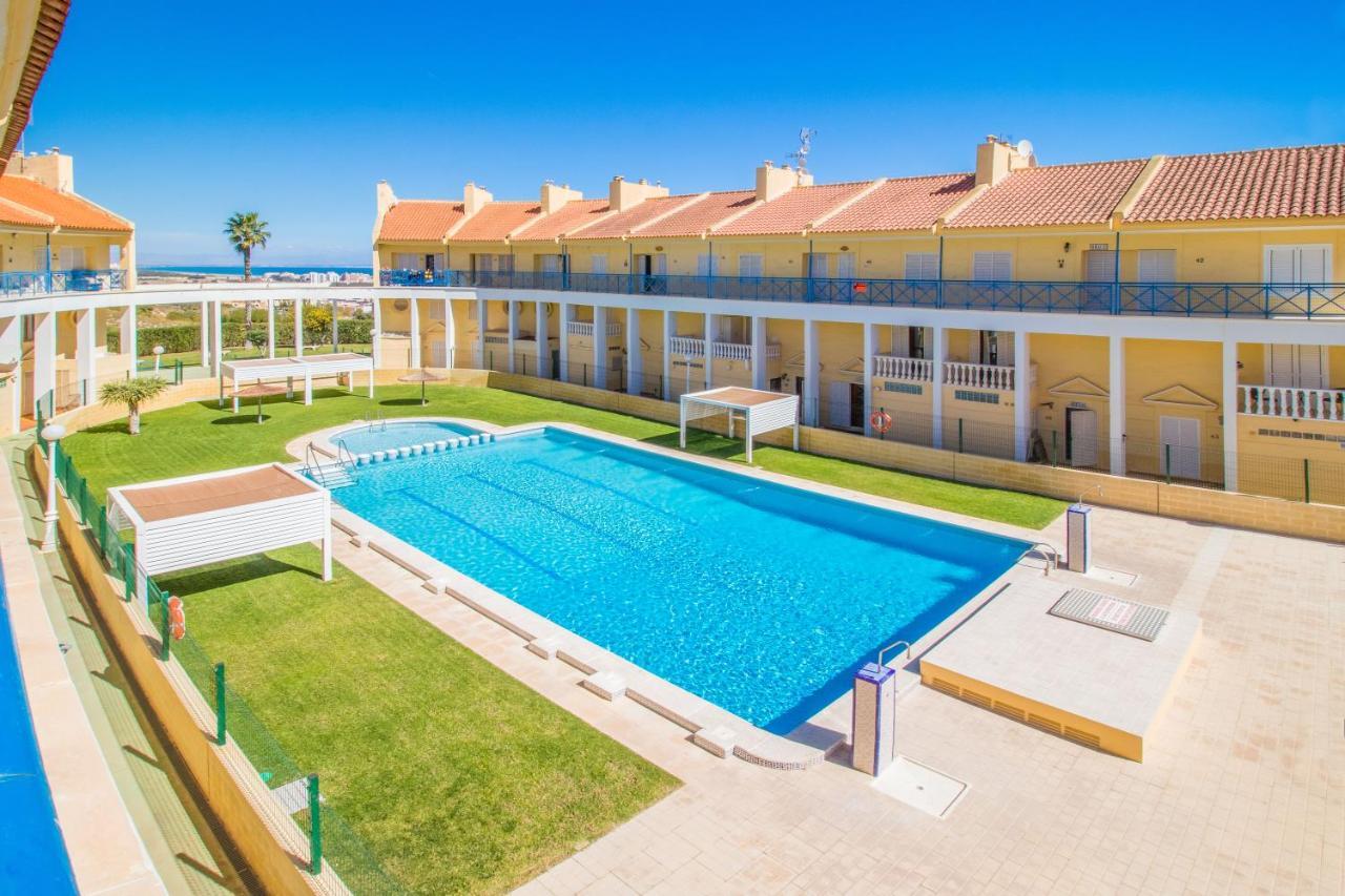 Nice House With Tennis Court,Sports And Playground Torrevieja Exteriör bild
